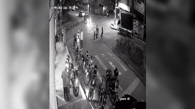 Opilý taxikář srazil 11 lidí, mezi nimi čtyři děti