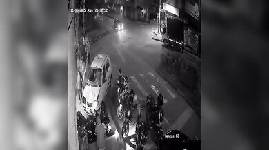 Opilý taxikář srazil 11 lidí, mezi nimi čtyři děti