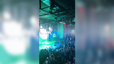 Nehoda během akrobatického představení