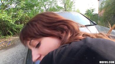 Kouření a rajtování venku za rychlý prachy