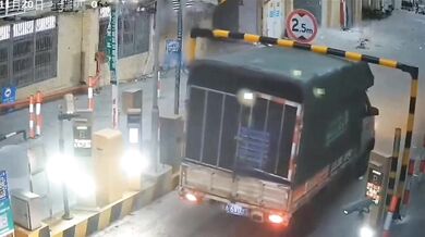 Pokus o projetí skrz výškovou bariéru