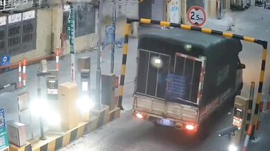 Pokus o projetí skrz výškovou bariéru