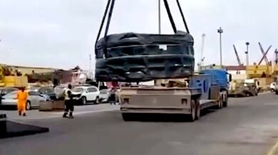 Pracovník jen o vlásek unikl vážné nehodě na pracovišti