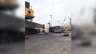 Pracovník jen o vlásek unikl vážné nehodě na pracovišti