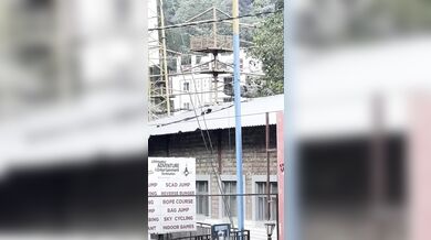 Dramatický pád při bungee jumpingu v Rishikeshi