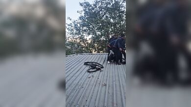 Dramatický pád při bungee jumpingu v Rishikeshi