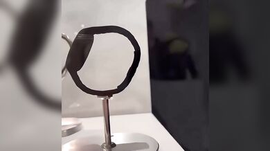 Vantablack: nejčernější černá na světě a proč ji lidské oko nedokáže rozpoznat