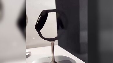 Vantablack: nejčernější černá na světě a proč ji lidské oko nedokáže rozpoznat