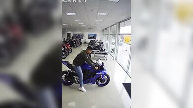 "Právě jsi si koupil motorku..."