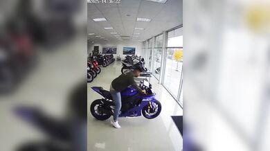 "Právě jsi si koupil motorku..."