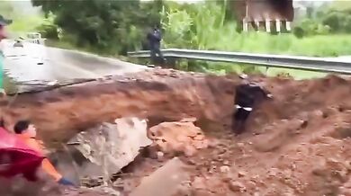 Smrt inspektora po zavalení zeminou