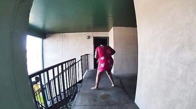 Napiš komentář nejlépe vystihující video #8