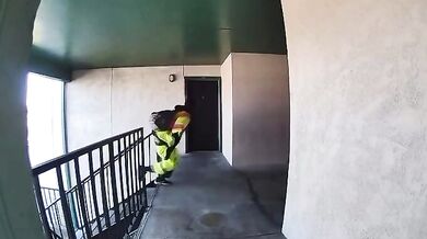 Napiš komentář nejlépe vystihující video #8