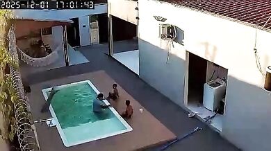 Otec v poslední chvíli zachránil dva syny před utonutím v bazénu v Arapirace