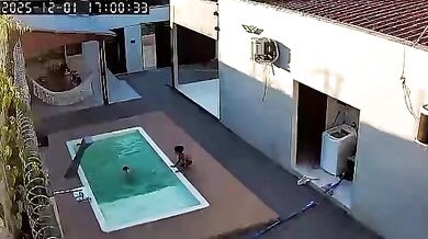 Otec v poslední chvíli zachránil dva syny před utonutím v bazénu v Arapirace