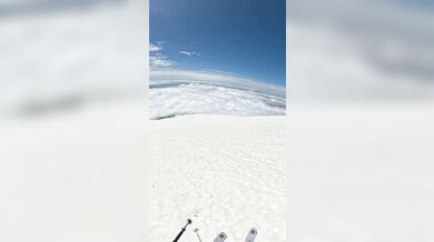 Lyžař na Mt. Baker jen o vlásek unikl pádu do ledovcové trhliny