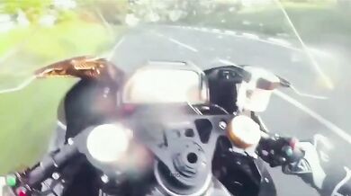 Peter Hickman přepsal historii: nejrychlejší kolo na Isle of Man TT