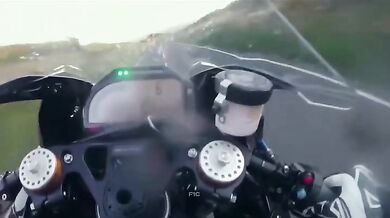 Peter Hickman přepsal historii: nejrychlejší kolo na Isle of Man TT