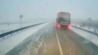 Nebezpečný manévr na Sibiři skončil vážnou nehodou