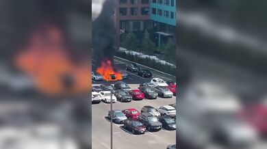 Neočekávaná exploze na parkovišti