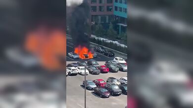 Neočekávaná exploze na parkovišti