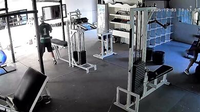 Profesionální bojovník napaden mimo ring