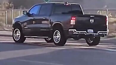 Dva železničáři zabiti a tři další zraněni při vykolejení vlaku v západním Texasu