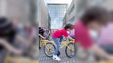 Vynálezce oprášil své jedinečné „cirkulární kolo“ po dvaceti letech