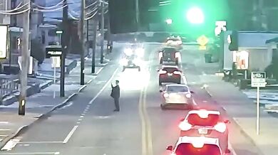 Osmnáctiletý chodec byl sražen SUV