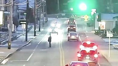 Osmnáctiletý chodec byl sražen SUV