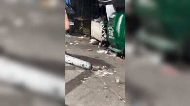 Twerking na basketbalovém koši skončilo pádem