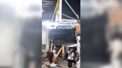 Twerking na basketbalovém koši skončilo pádem