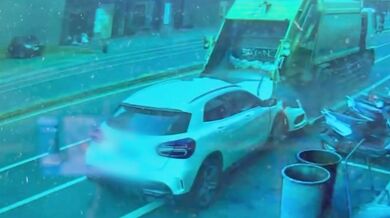 Opilý řidič zabil mladou popelářku při práci u silnice