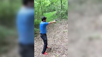 Málem si ustřelil hlavu...