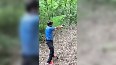 Málem si ustřelil hlavu...