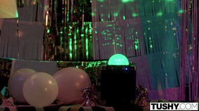 Kiki chce k narozeninám 2 věci, Olivera a anál