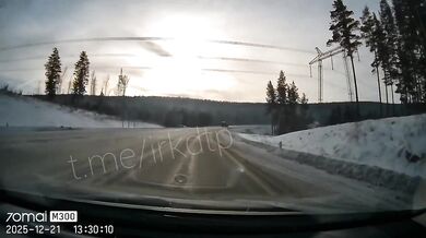 Brutální dopravní nehoda na zledovatělé silnici