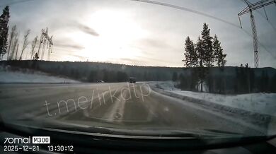 Brutální dopravní nehoda na zledovatělé silnici