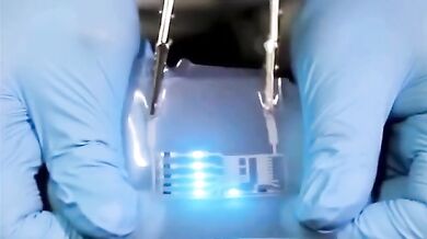 Elektronika jako kůže: Průlomové obvody z tekutých kovů mění budoucnost technologií