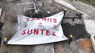 Inovace v požární bezpečnosti: Detailní pohled na výkon hasicí deky Suntex