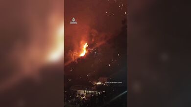 Selhání dronové show v Číně: hořící stroje padaly mezi diváky během oslav státního svátku