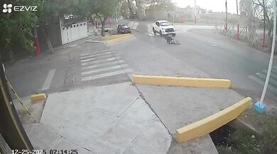 Vážná dopravní nehoda v Chimbasu: Motocyklista utrpěl těžké poranění hlavy