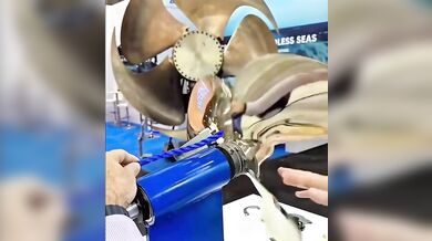 Guillotinová ochrana lodních šroubů: systém Spurs účinně řeže lana i sítě