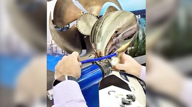 Guillotinová ochrana lodních šroubů: systém Spurs účinně řeže lana i sítě