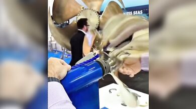 Guillotinová ochrana lodních šroubů: systém Spurs účinně řeže lana i sítě