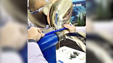 Guillotinová ochrana lodních šroubů: systém Spurs účinně řeže lana i sítě