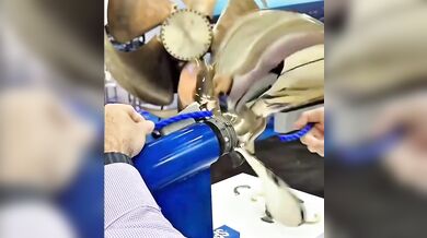 Guillotinová ochrana lodních šroubů: systém Spurs účinně řeže lana i sítě