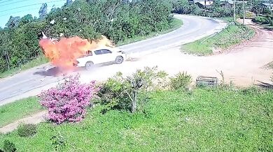 Extrémní ohnivá motonehoda