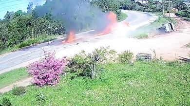 Extrémní ohnivá motonehoda