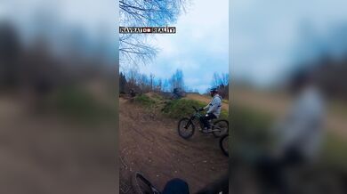 Bolestivá nehoda při skoku na kole